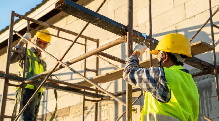Professional fairlawn roofing services in Mohawk, MI